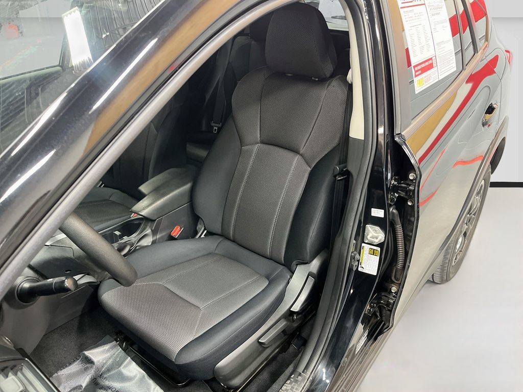 Used 2023 Subaru Crosstrek 2.0i AWD/4WD image 18