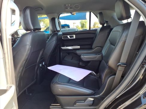 Used 2023 Ford Explorer XLT w/ Equipment Group 202A image 18