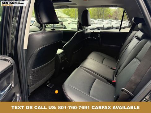 Used 2022 Toyota 4Runner TRD Off-Road Premium w/ Moonroof Package AWD/4WD image 35