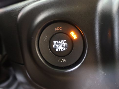 Used 2023 Jeep Wrangler Sport AWD/4WD image 32