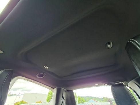 Used 2022 Chrysler Pacifica Limited w/ S Appearance Package FWD image 48