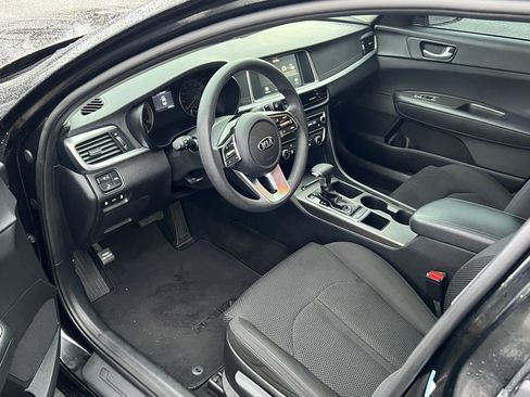 Used 2019 Kia Optima LX image 10
