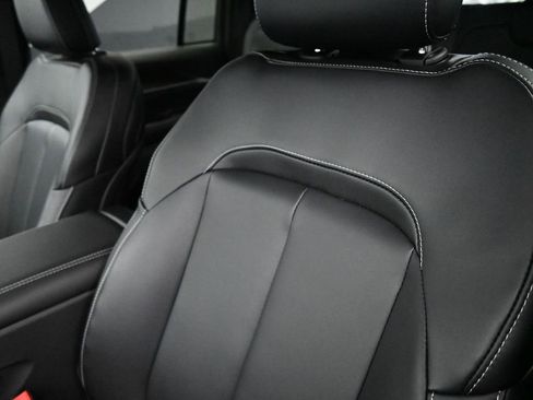 New 2025 Jeep Grand Cherokee Limited w/ Trailer Tow Package image 19