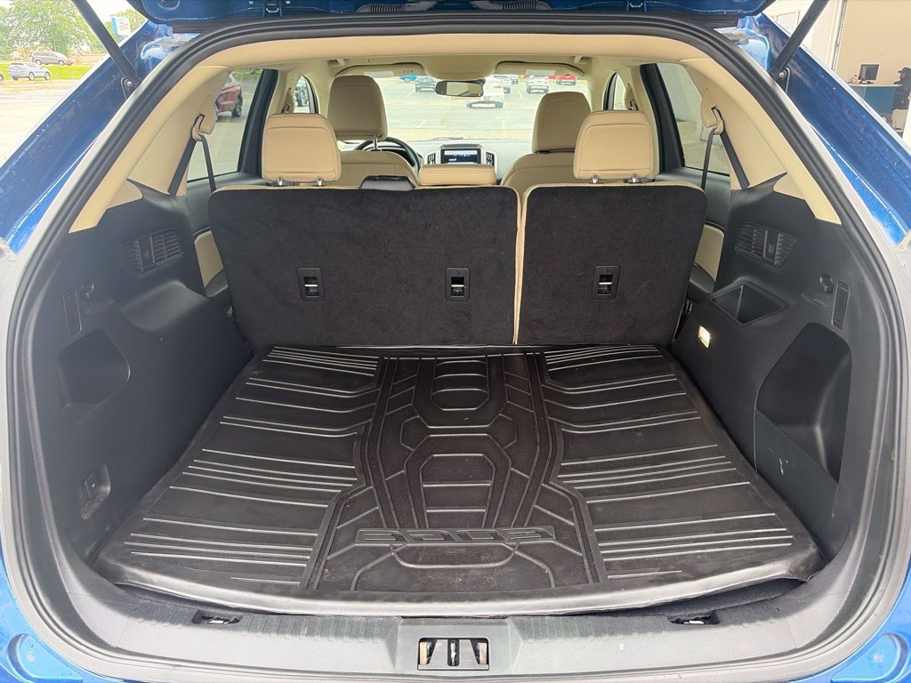 Used 2024 Ford Edge SE w/ Cargo Accessory Package AWD/4WD image 15