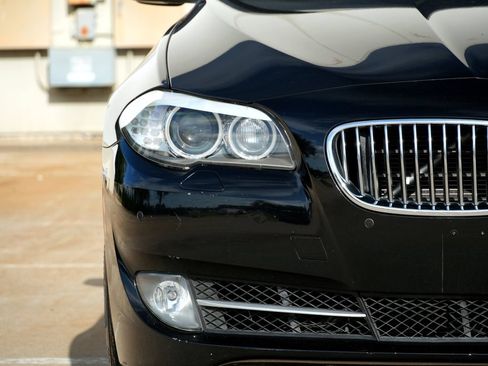 Used 2012 BMW 528i Sedan RWD image 21