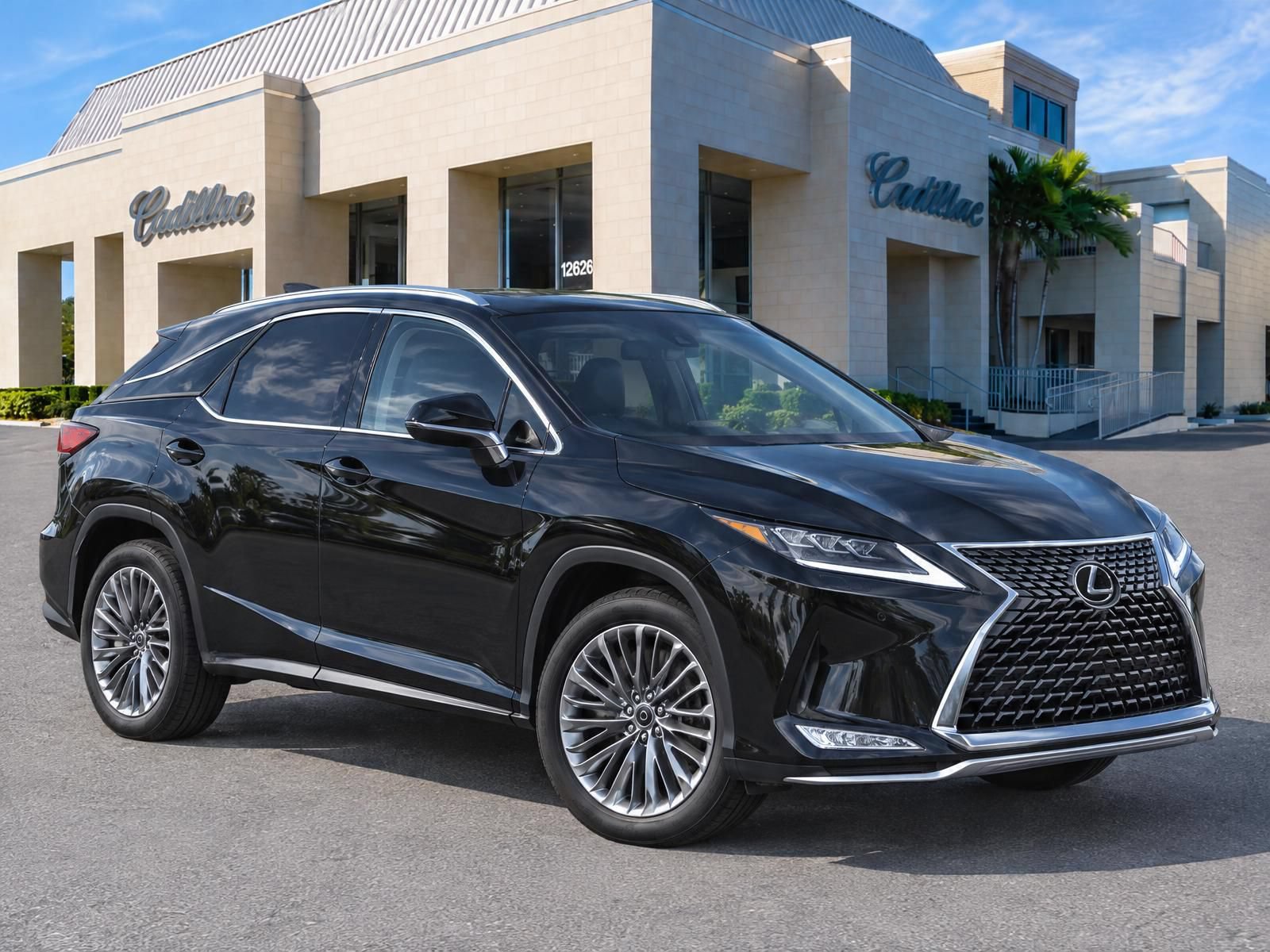Used 2022 Lexus RX 350 FWD w/ Luxury Package image 2
