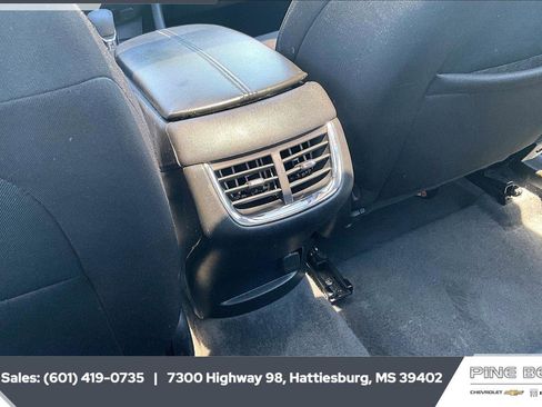 Used 2024 Chevrolet Malibu LT FWD image 23