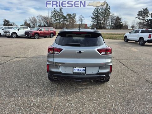 Used 2023 Chevrolet TrailBlazer RS w/ Sun and Liftgate Package image 4