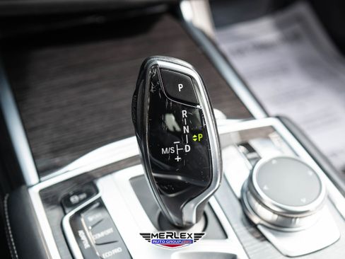 Used 2016 BMW 750i xDrive image 38