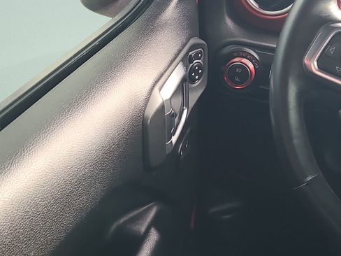 Used 2020 Jeep Gladiator Rubicon image 21