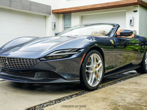 Used 2026 Ferrari Roma Spider RWD image 12