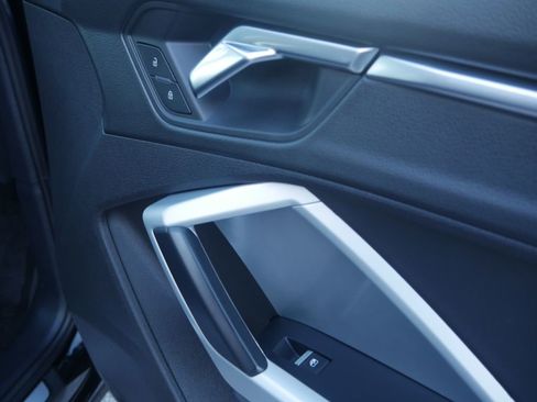 Certified 2022 Audi Q3 2.0T Premium Plus w/ Premium Plus Package image 28