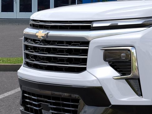 New 2026 Chevrolet Traverse High Country FWD image 15