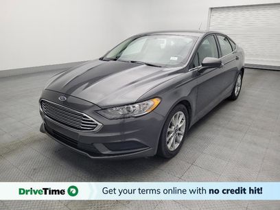 Used 2017 Ford Fusion SE w/ Fusion SE Technology Package