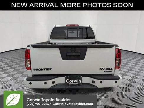 Used 2020 Nissan Frontier SV w/ Midnight Edition Floor Mats AWD/4WD image 6