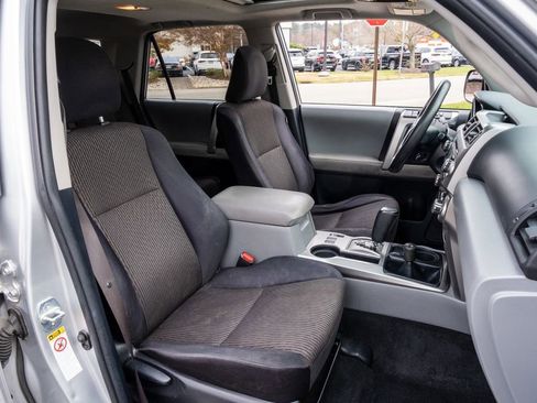 Used 2011 Toyota 4Runner SR5 image 23