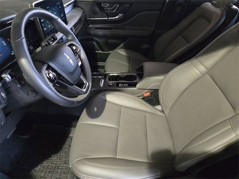 New 2025 Lincoln Corsair FWD w/ Equipment Group 101A image 12