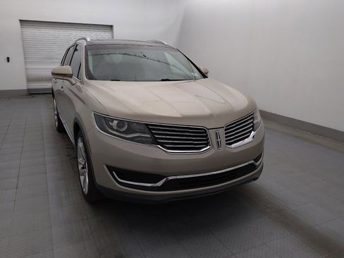 Used 2017 Lincoln MKX Reserve image 14