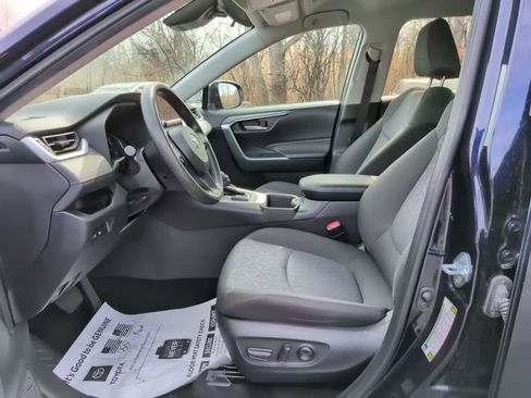 Certified 2024 Toyota RAV4 XLE image 19