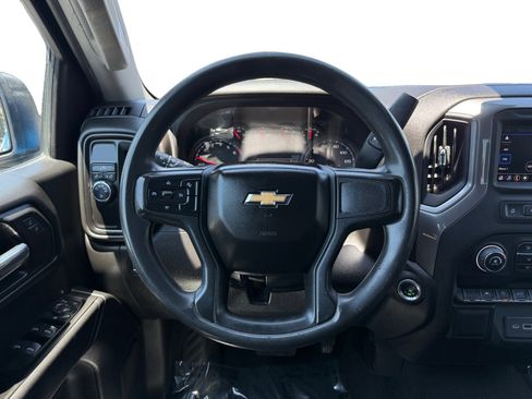 Used 2022 Chevrolet Silverado 1500 Custom image 12