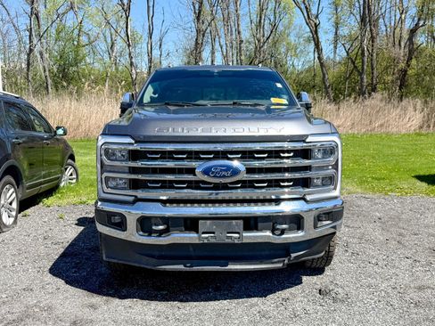 Used 2023 Ford F350 Lariat w/ Chrome Package AWD/4WD image 2