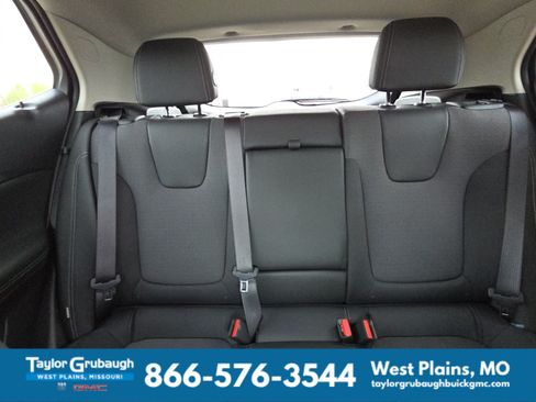 New 2026 Buick Encore GX Preferred w/ Comfort Package FWD image 26