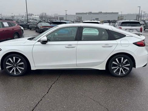 Used 2023 Honda Civic EX-L image 5