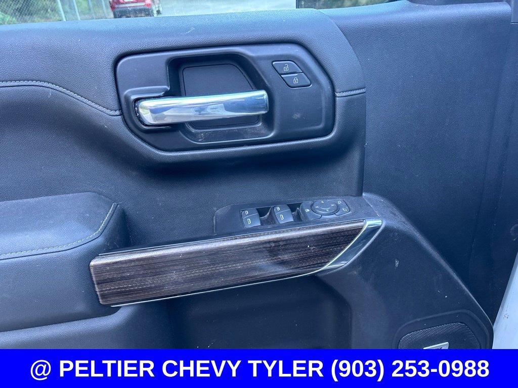 Used 2020 Chevrolet Silverado 1500 RST w/ Texas Edition RWD image 13