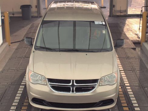 Used 2012 Dodge Grand Caravan American Value Package w/ UConnect Hands-Free Group image 2