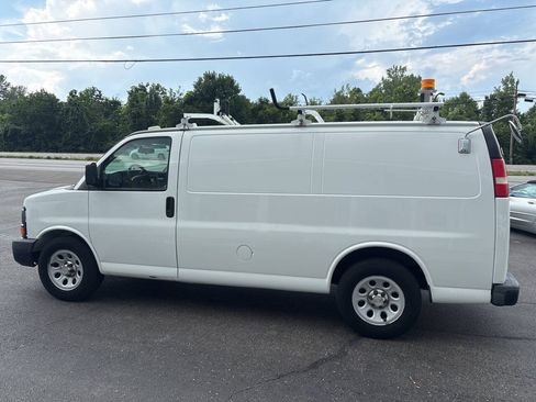 Used 2013 Chevrolet Express 1500 AWD image 5