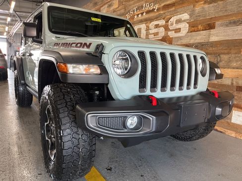 Used 2023 Jeep Wrangler Unlimited Rubicon w/ Dual Top Group image 46