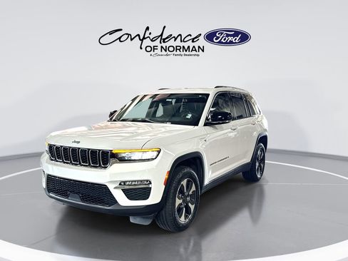 Used 2022 Jeep Grand Cherokee Limited 4xe AWD/4WD image 3