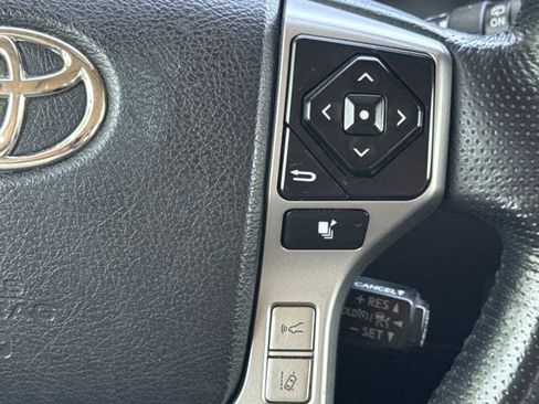 Used 2023 Toyota 4Runner SR5 Premium w/ Moonroof Package RWD image 15