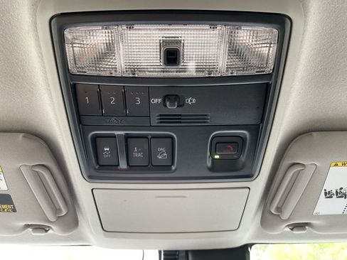 Certified 2022 Toyota 4Runner TRD Sport w/ Technology Package AWD/4WD image 19
