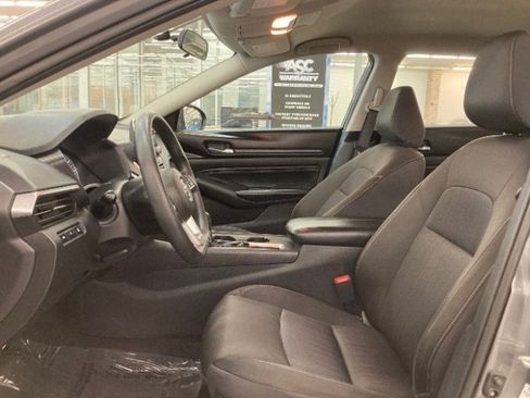 Used 2020 Nissan Altima 2.5 S image 9