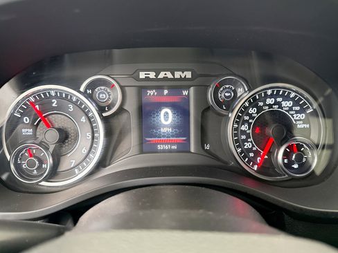 Used 2022 RAM 1500 Big Horn AWD/4WD image 13