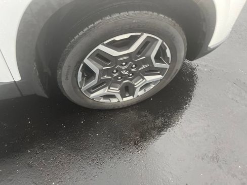 Used 2023 Hyundai Santa Fe Limited image 32