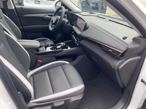 Certified 2025 Buick Envision Sport Touring image 31