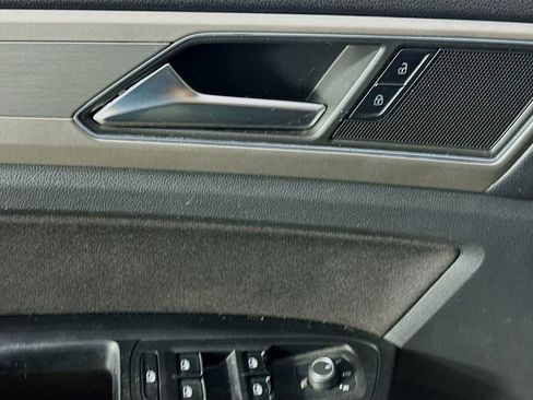 Used 2019 Volkswagen Atlas S image 20