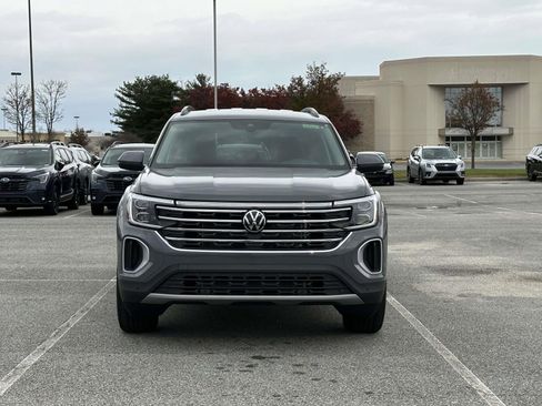 New 2026 Volkswagen Atlas SE image 9
