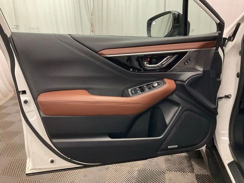 Used 2022 Subaru Outback Touring image 18