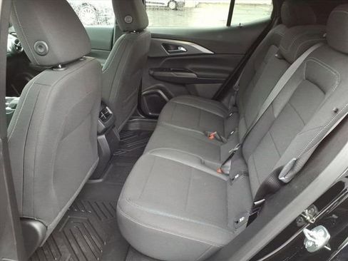 Used 2026 Chevrolet Equinox EV LT w/ Comfort Package FWD image 7
