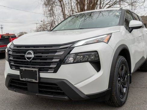 New 2026 Nissan Rogue SV w/ Cold Weather Package image 2