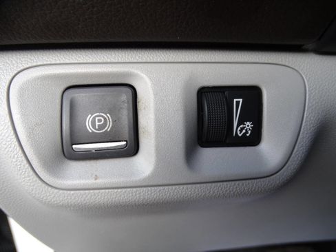 Used 2023 GMC Acadia SLE w/ Infotainment Package image 20