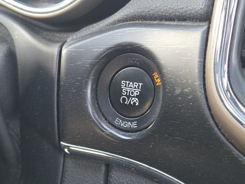 Used 2016 Jeep Grand Cherokee Limited image 15