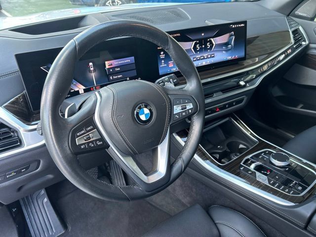 Used 2026 BMW X5 xDrive40i AWD/4WD image 22