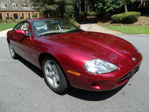 Used 1997 Jaguar XK8 Coupe RWD image 42