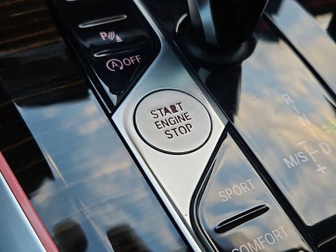 Used 2019 BMW X5 xDrive40i w/ Premium Package 2 image 27