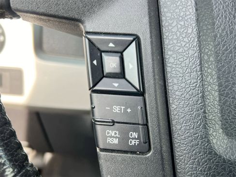 Used 2011 Ford F150 Lariat image 23