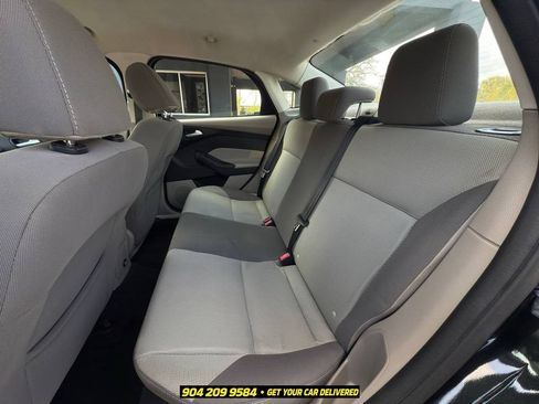 Used 2014 Ford Focus SE FWD image 26